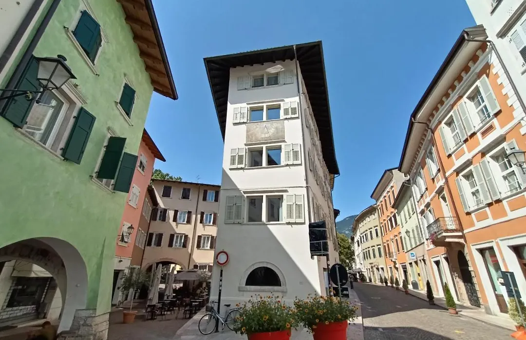 Le Meridiane City Rooms In Trento-1